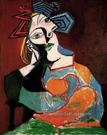 Femme accoudee 1937 cubist Pablo Picasso Peintures à l'huile